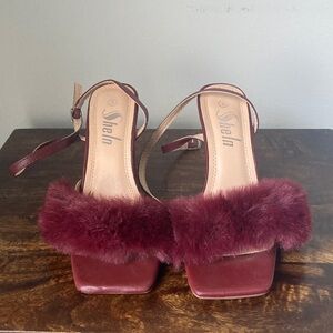 SHEIN Maroon Faux Fur Strap Sandals